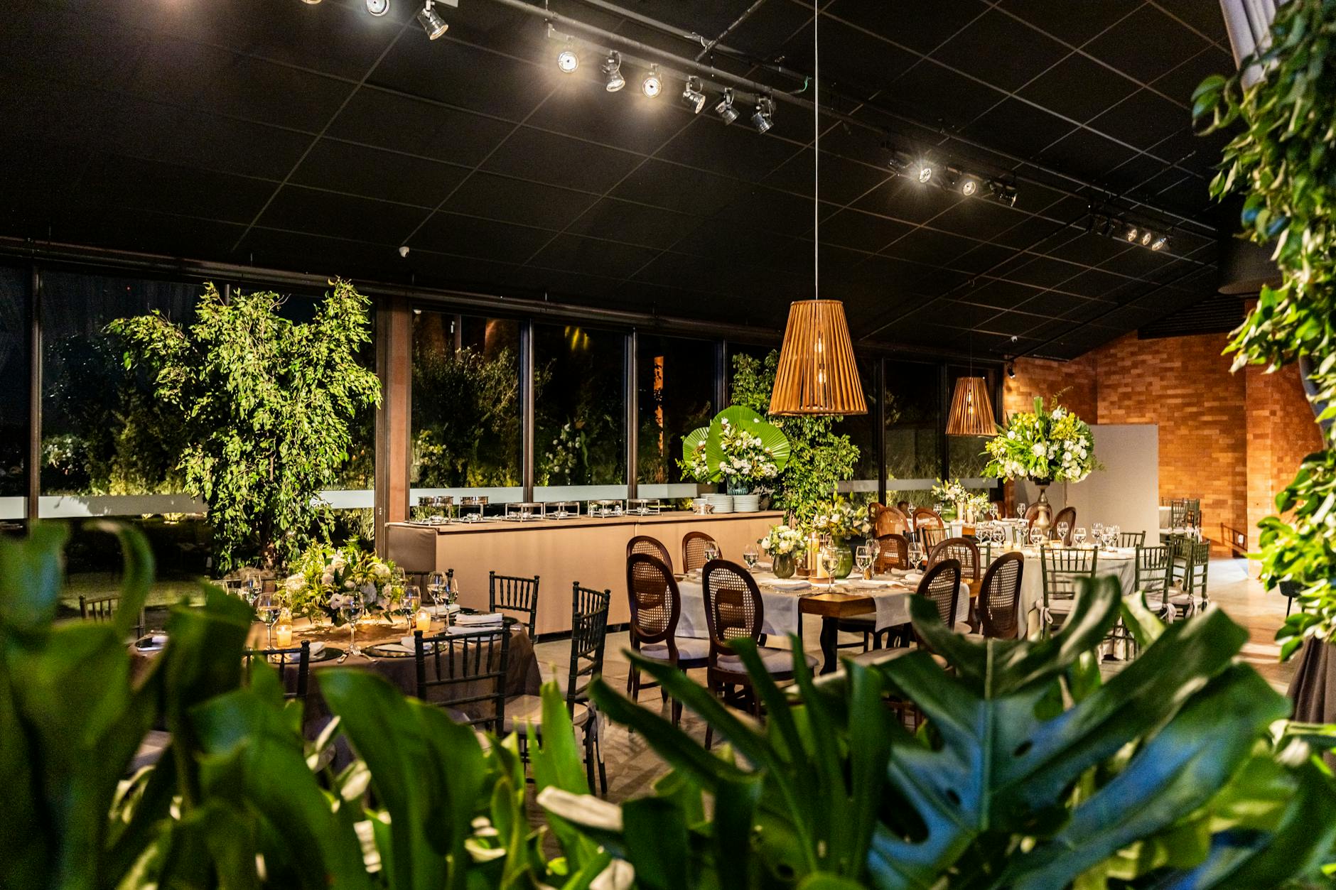 exclusive dining members-only event