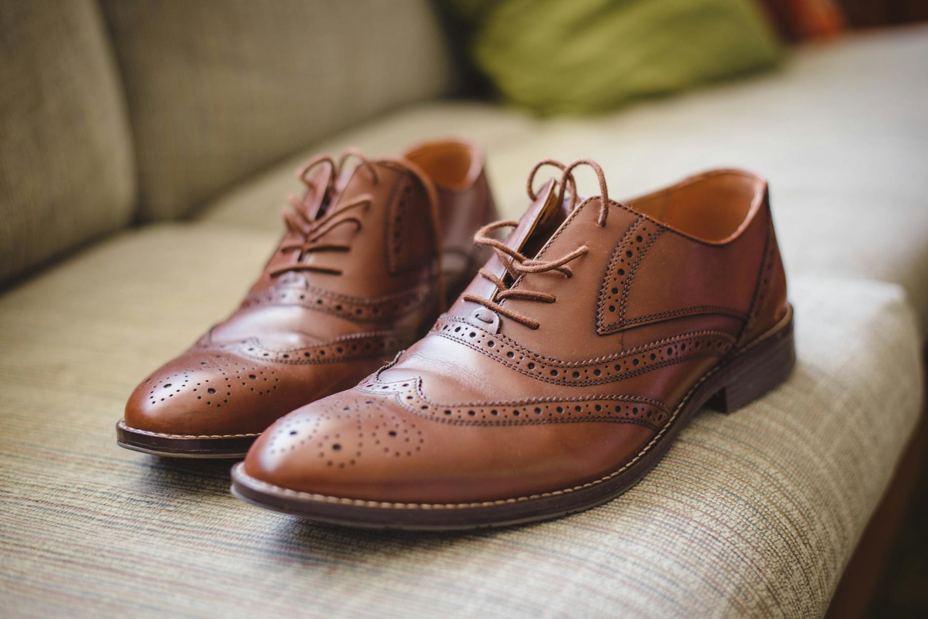 classic leather oxford shoes