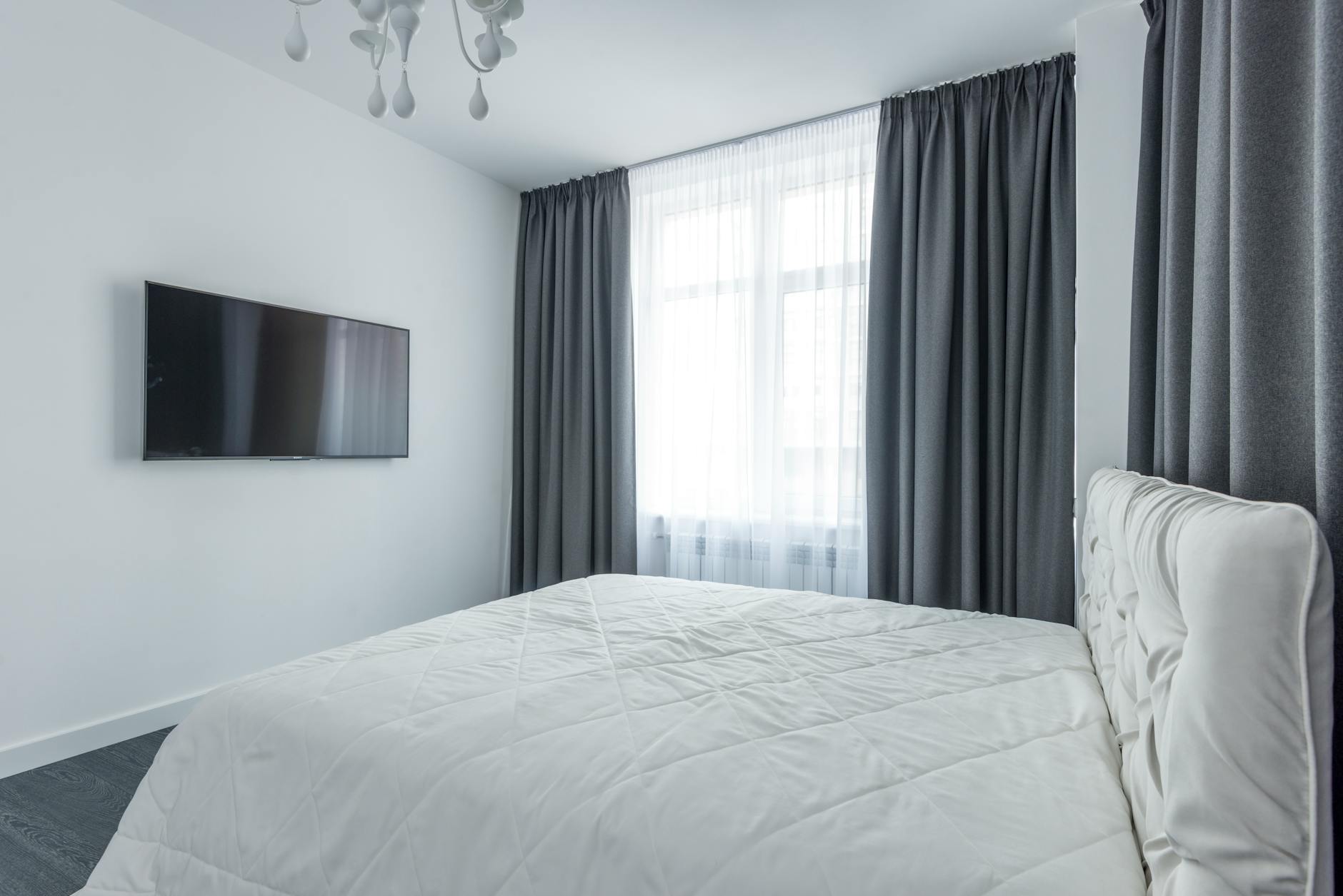 cozy minimalist bedroom