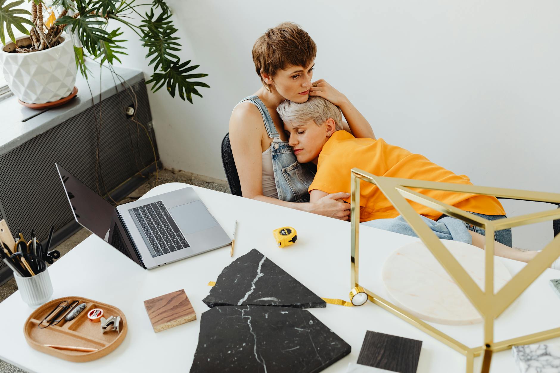 patrons supporting artists in design