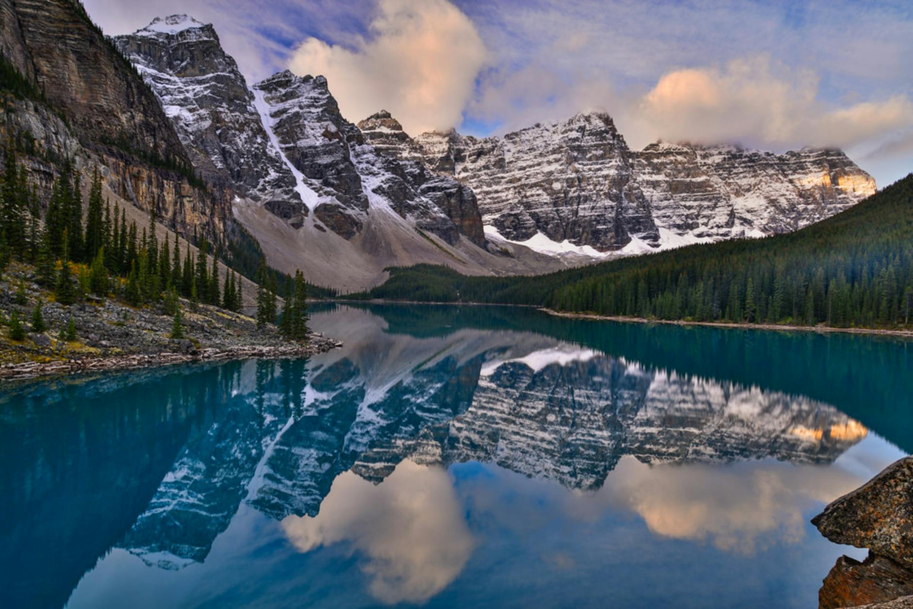 Moraine Lake, Canada, turquoise lake surrounded by mountains and forest
