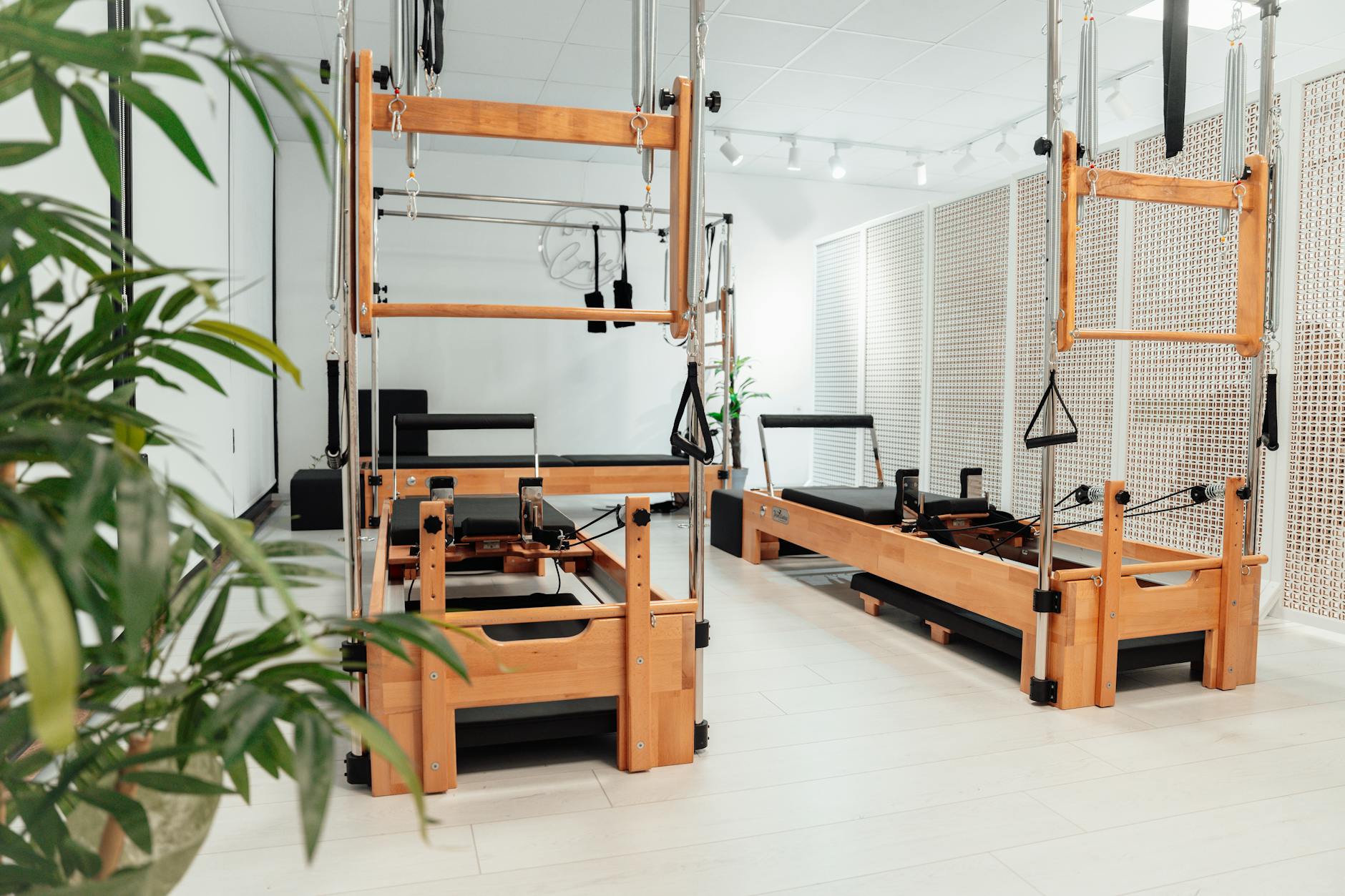 luxury fitness club classes and networking