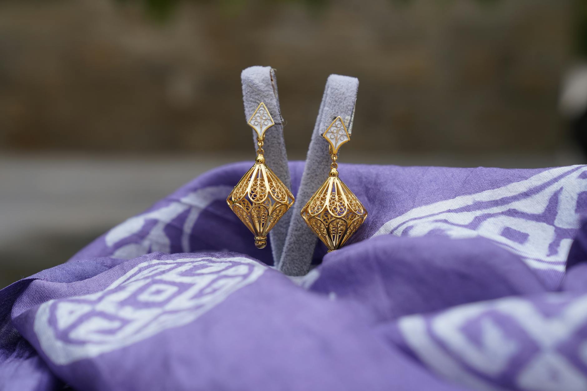 gold jewelry close-up elegant design